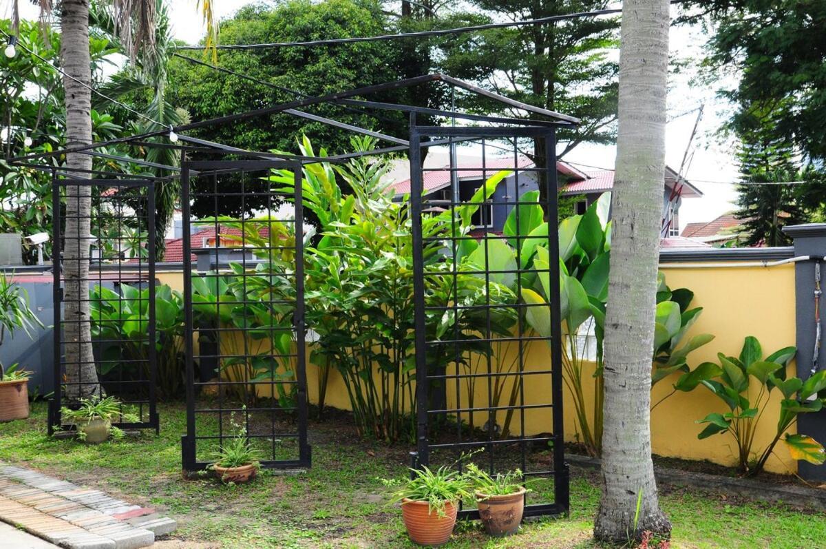 Grayhaus Spacious Bungalow & Garden Villa - Ss3 Petaling Jaya, Near Sunway - Stay Only No Events Eksteriør billede
